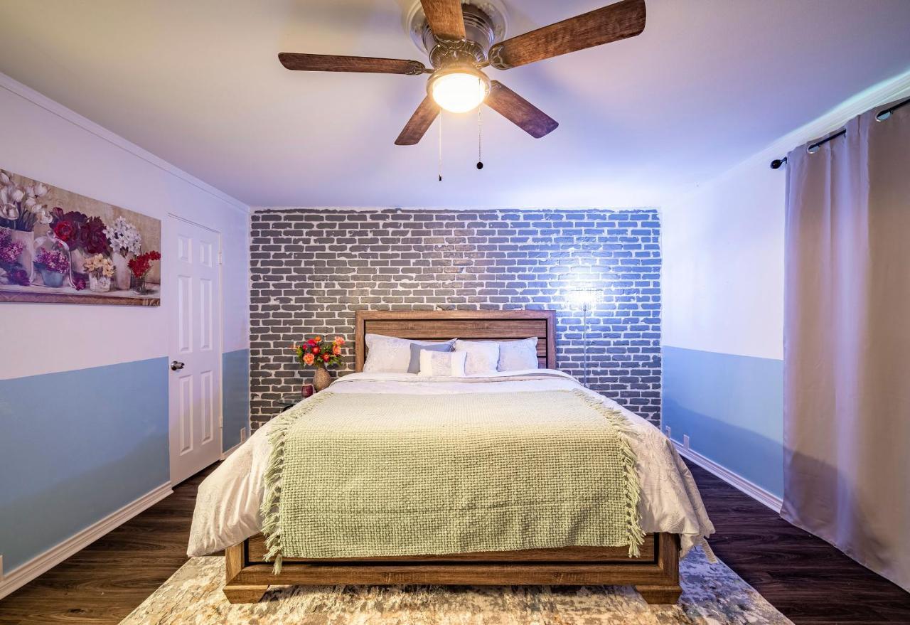 Lovely Comfort Uptown Condo For Houston Trip. Экстерьер фото