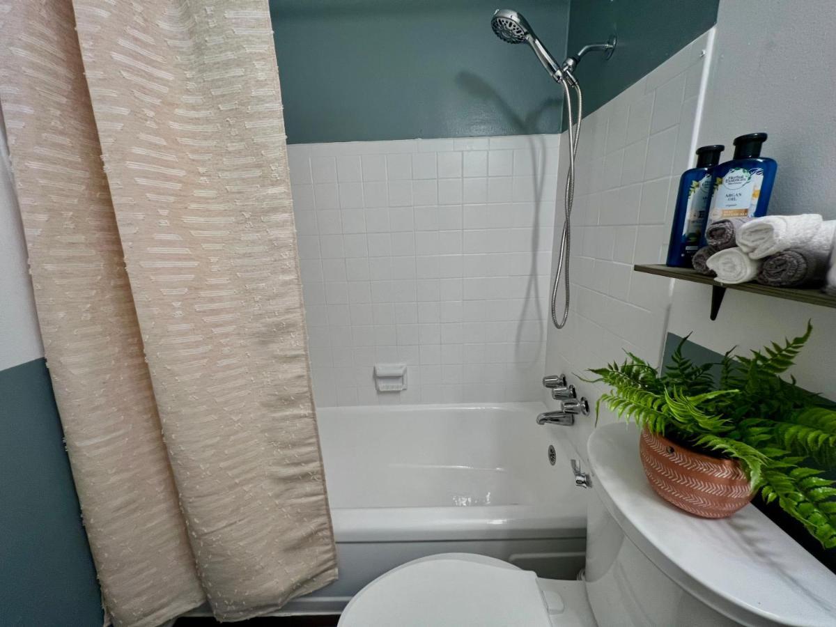 Lovely Comfort Uptown Condo For Houston Trip. Экстерьер фото